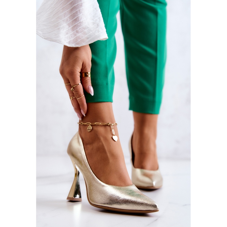 Lewski Shoes Módní kožené lodičky Lewski Boty 3181 Golden zlatý 1