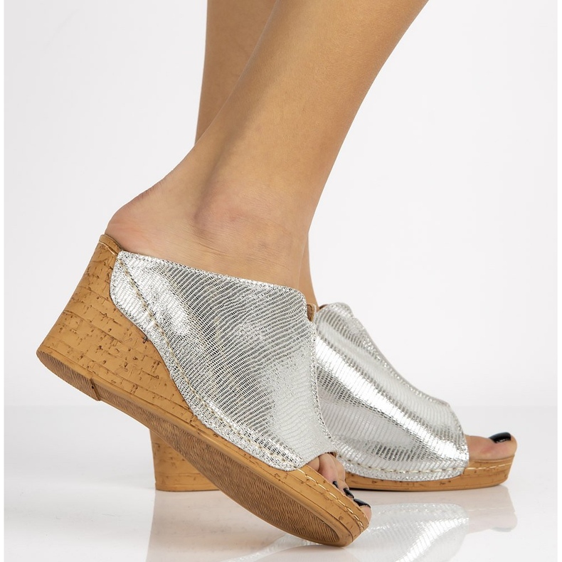 Kožené pantofle Filippo DK786 / 20 Si stříbrné stříbrný 1