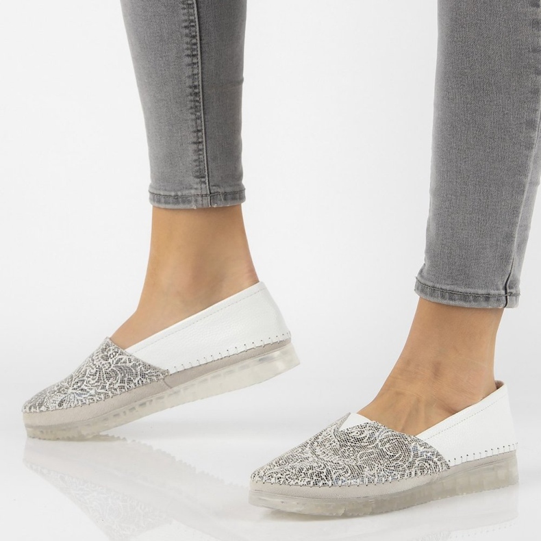 Kožené boty Filippo DP2147 / 21 Wh bílé bílý vícebarevný 1 Kožené boty Filippo DP2147 / 21 Wh bílé bílý vícebarevný 1