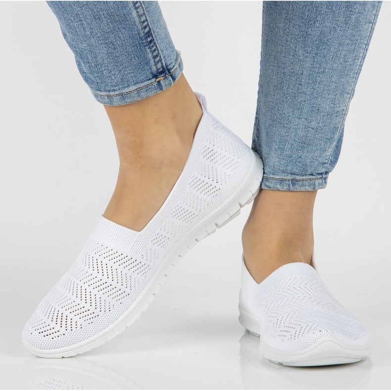 Bílé tenisky Filippo DTN2285 / 21 Wh bílý 1