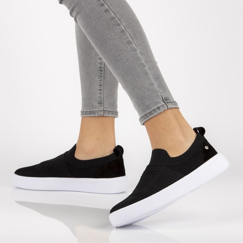 Černé tenisky Filippo DP2042 / 21 Bk černá 1