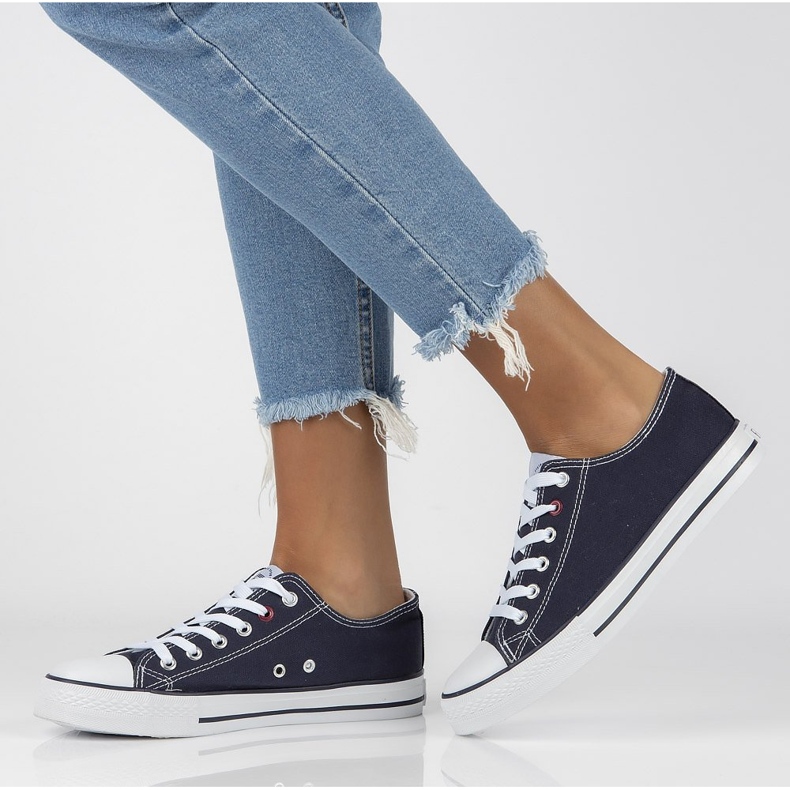 Námořnické modré tenisky Filippo Dtn203 / 21 Nv námořnická modrá 1