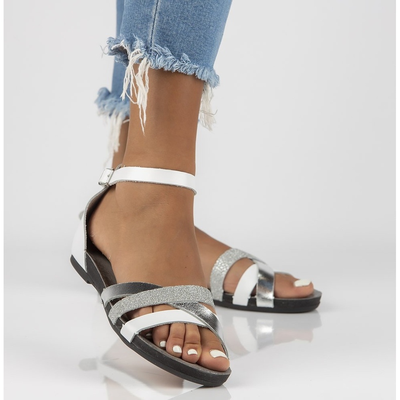 Kožené sandály Filippo 40225 bílé a stříbrné bílý stříbrný 1