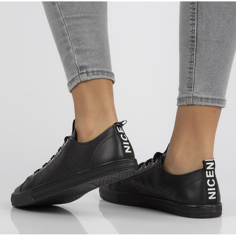 Černé tenisky Filippo DP2288 / 21 Bk Bk černá 1