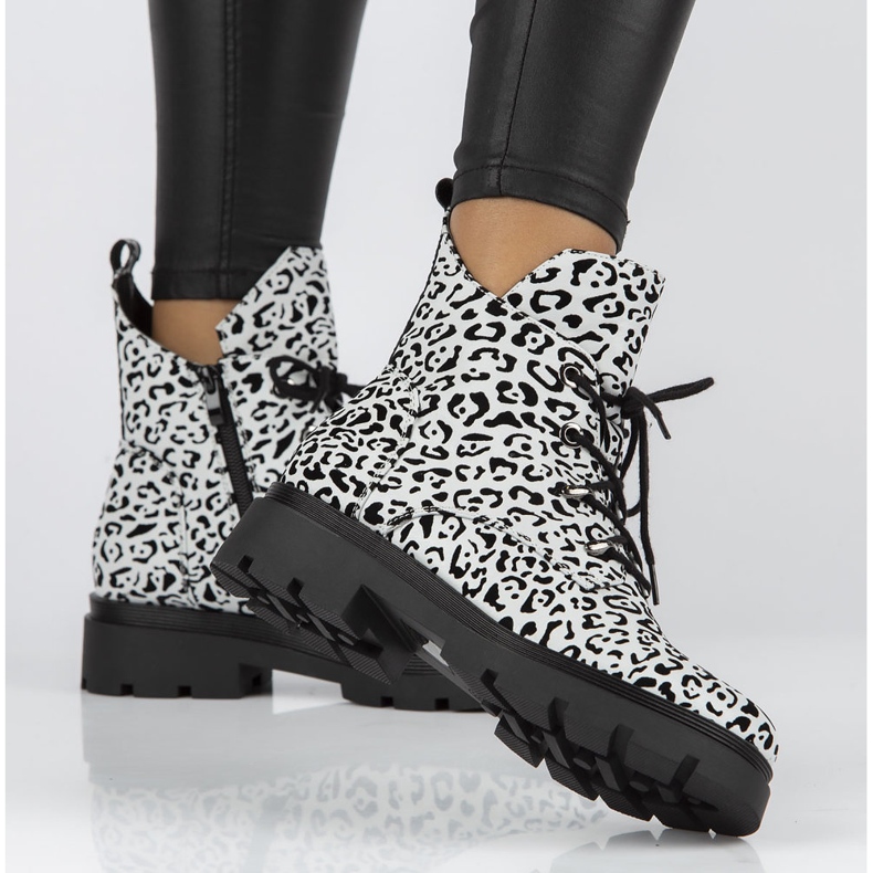 Bílé holínky Filippo DBT3071 / 21 Wh bílý černá 1 Bílé holínky Filippo DBT3071 / 21 Wh bílý černá 1