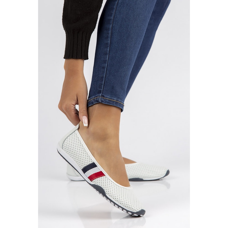 Kožené boty Filippo DP2063 / 22 Wh bílé bílý 2