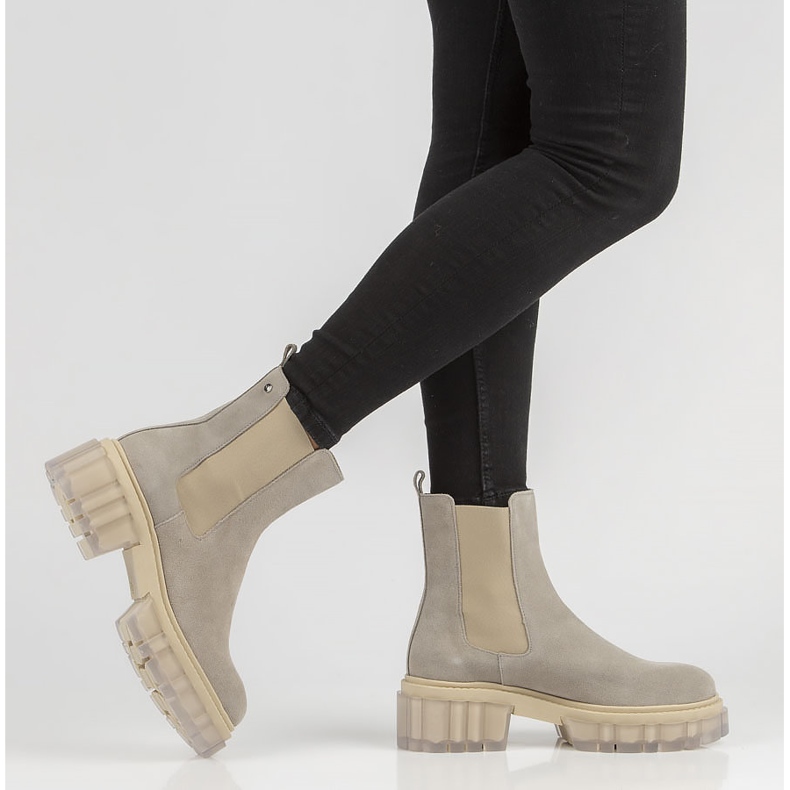 Šedé semišové boty Filippo 30328 šedá 2