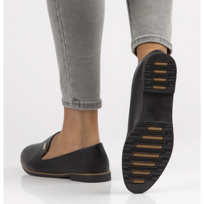 Černé boty Filippo B5002-BL černá 2