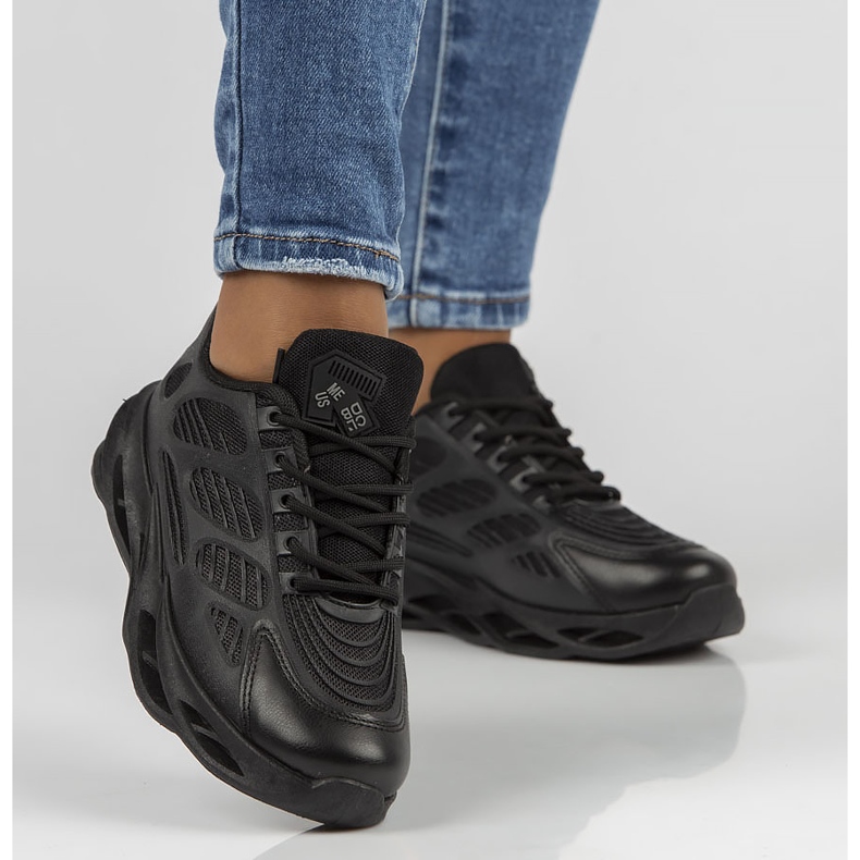 Černé tenisky Filippo 21-Q17 černá 2