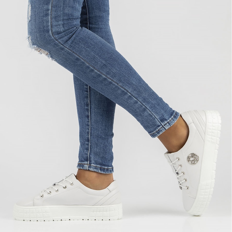 Kožené tenisky FILIPPO DP3528 / 22 Wh bílé bílý 1