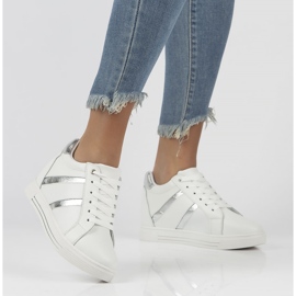 Kožené tenisky Filippo DP3549 / 22 Wh bílé bílý 2