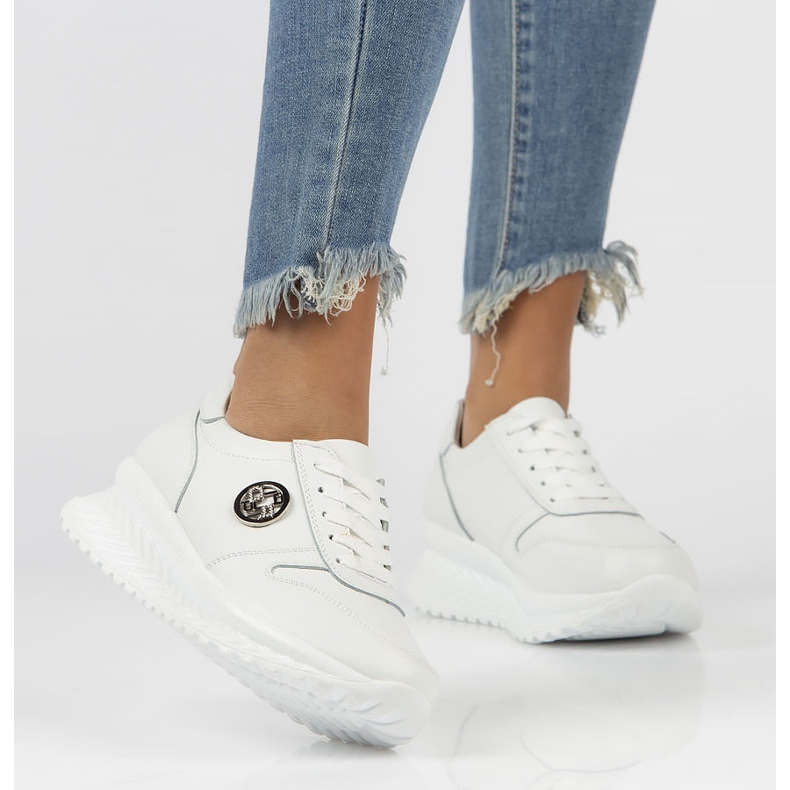 Kožené tenisky Filippo DP3547 / 22 Wh bílé bílý 1