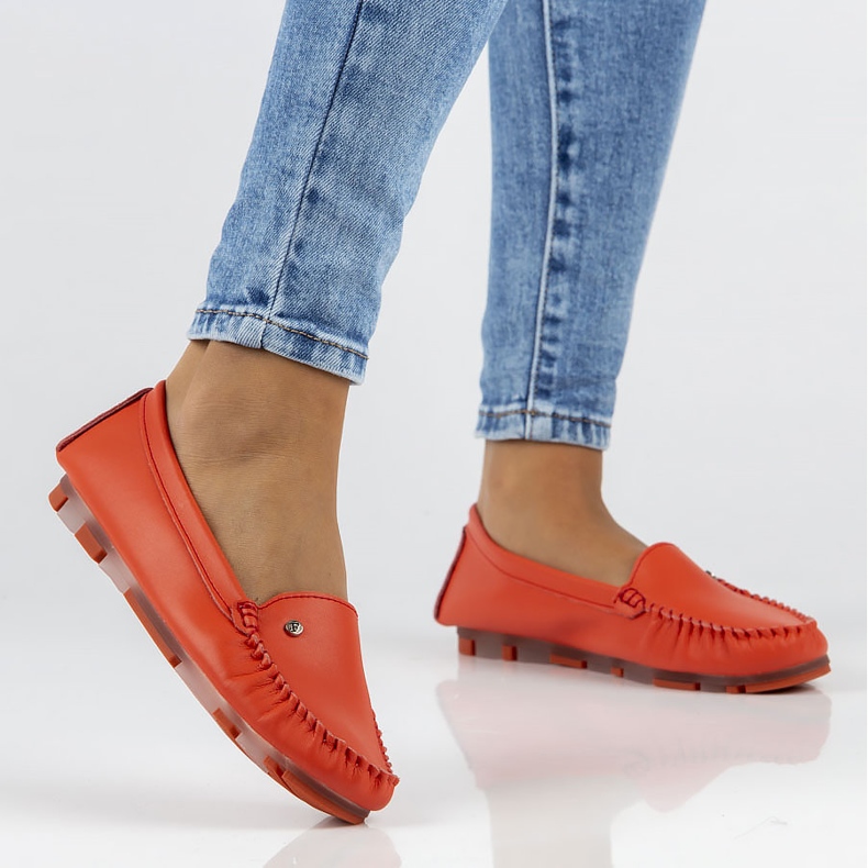 Červené kožené mokasíny Filippo DP2037 / 22 Rd Li 1 Červené kožené mokasíny Filippo DP2037 / 22 Rd Li 1