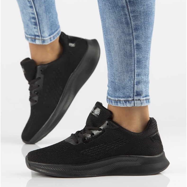 Sportovní obuv Filippo DTN3670 / 22 Bk černá 1 Sportovní obuv Filippo DTN3670 / 22 Bk černá 1