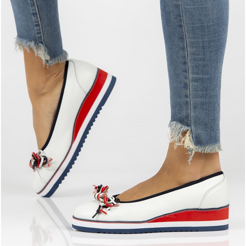 Kožené baleríny Filippo DP2159 / 22 Wh bílé bílý 1 Kožené baleríny Filippo DP2159 / 22 Wh bílé bílý 1