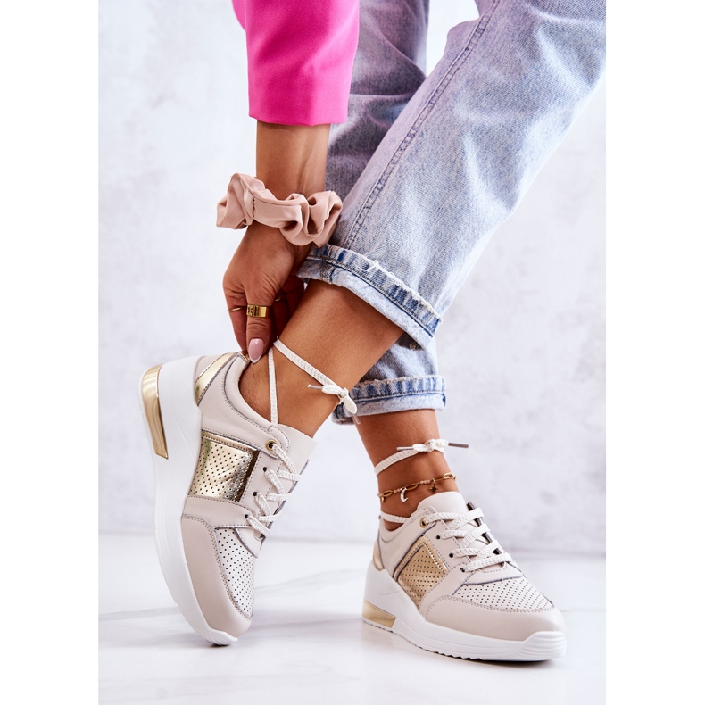 S.Barski Dámské kožené sportovní boty na klínu béžová a bílá Larson béžový bílý zlatý 2