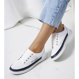 Bílé kožené tenisky od Valeska bílý námořnická modrá 1