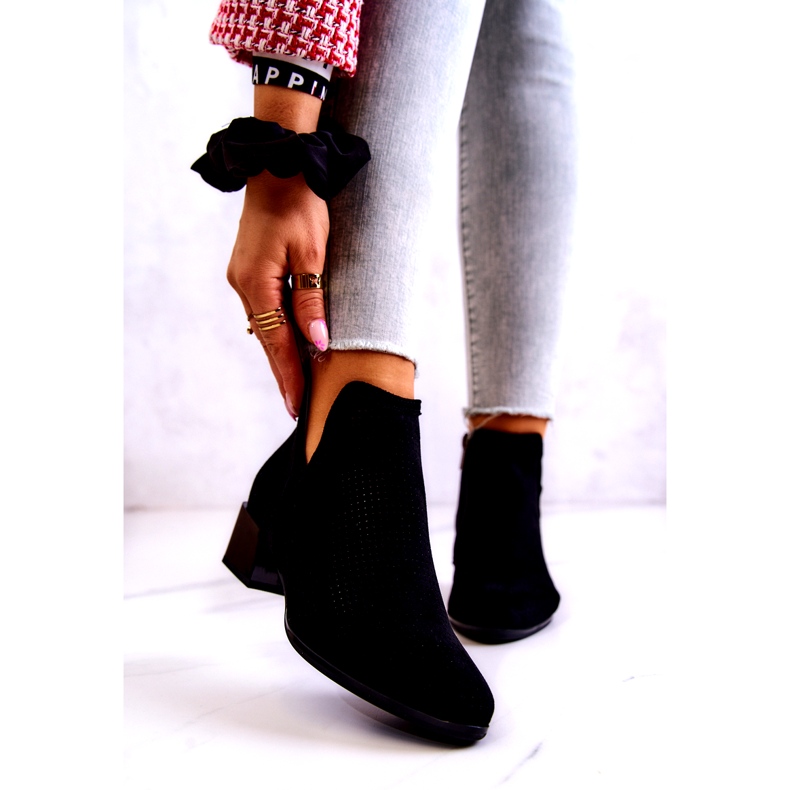 Vinceza Black Carine Prolamované Semišové Botičky Se Zářezem černá 1