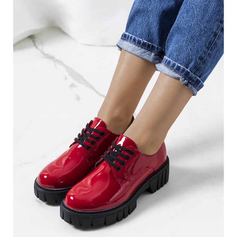 Červené lakované boty značky Eileen 1