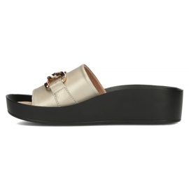 Kožené pantofle Filippo DK3590 / 22 Go golden zlatý 4