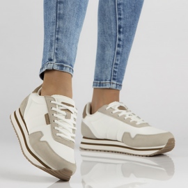 Bílé tenisky Filippo DP2111 / 22 Wh bílý 2