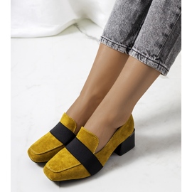 Žlutí brožové na Ardenově postu černá žlutá 1