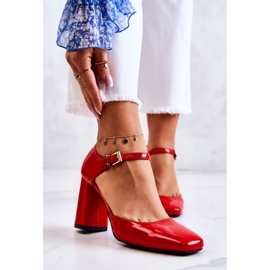 PG1 Módní lakované lodičky na červené maorské tyči 2