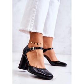 PG1 Módní lakované lodičky na černém maorském baru černá 2