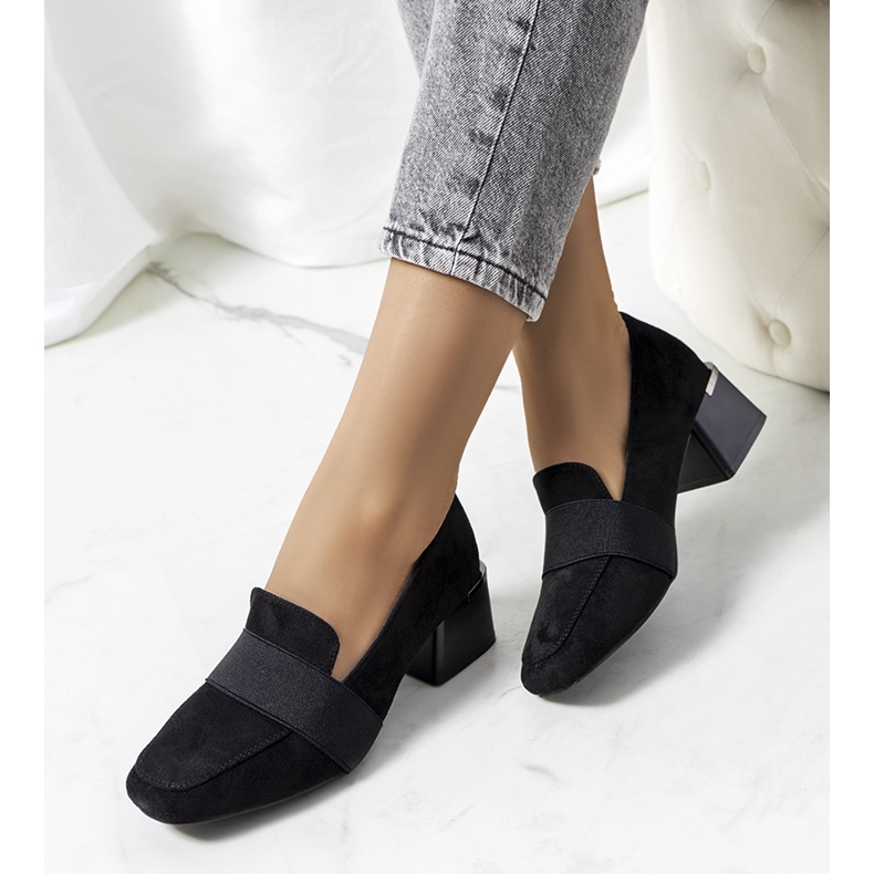 Černé brogy na Ardenově postu černá 1