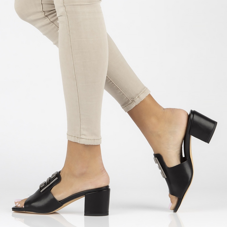 Kožené pantofle Filippo DK3731 / 22 Bk černé černá 1