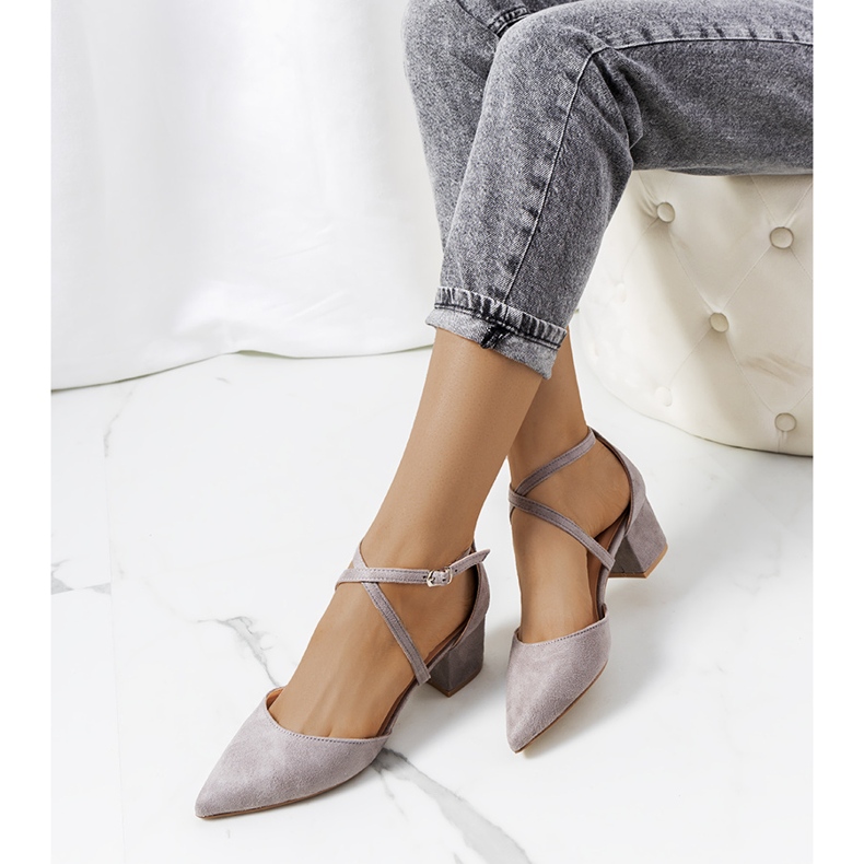 Šedé lodičky na sloupku Terra šedá 1