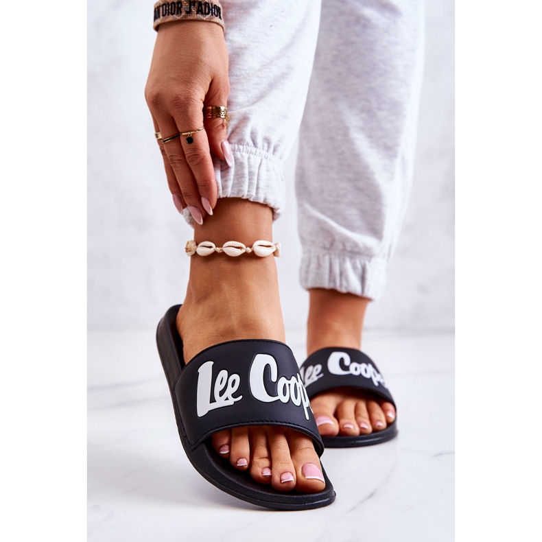 Lee Cooper LCW-22-42-1004 Černé dámské pantofle bílý černá 2