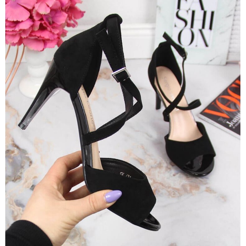 Černé sandály na vysokém podpatku W Sergio Leone černá 1