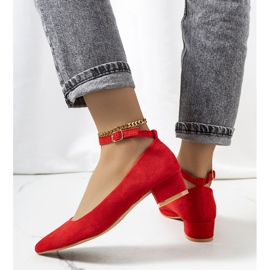 Červené lodičky na sloupu Samira červený 1