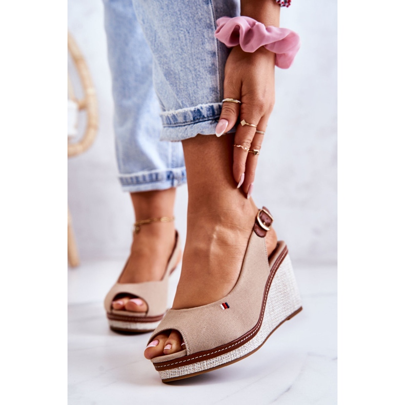 PS1 Dámské pohodlné sandály s přezkou Tmavě béžové Thallas béžový 1