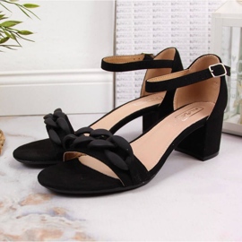 Černé sandály na sloupku s řetízkem W Filippo černá 2