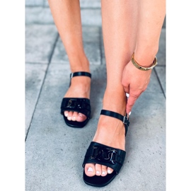 Iona Black sandály na nízkém podpatku černá 2