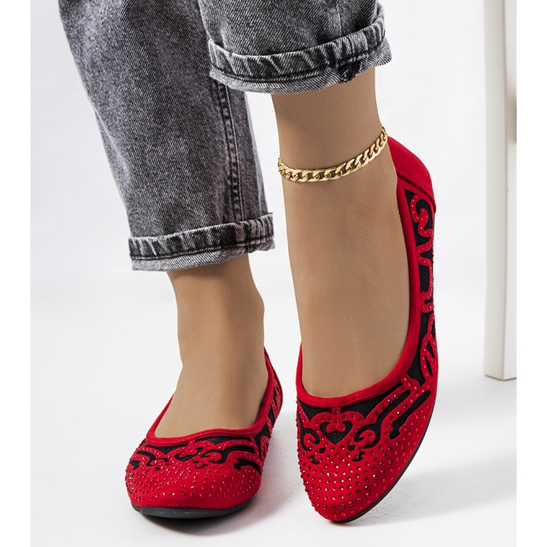 Červené baleríny s prolamovanými ornamenty Selam černá 1