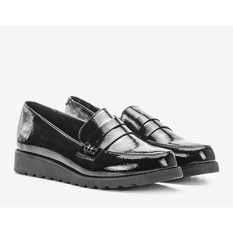 Černé lakované boty Seninis černý 1