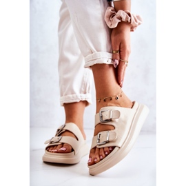 Dámské kožené pantofle se sponou La.Fi Beige Nariss béžový 1 Dámské kožené pantofle se sponou La.Fi Beige Nariss béžový 1