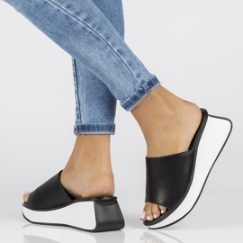 Kožené pantofle Filippo DK3614 / 22 Bk černé černá 1