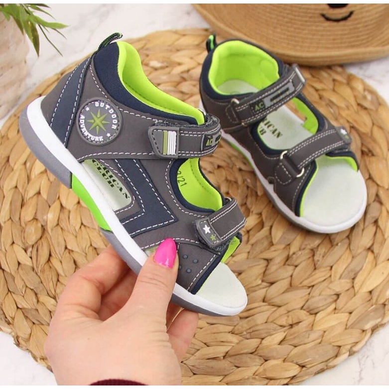 American Club W AM825B šedé sandály na suchý zip 1