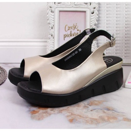 Kožené sandály na klínku Filippo W PAW360B zlaté zlatý 2