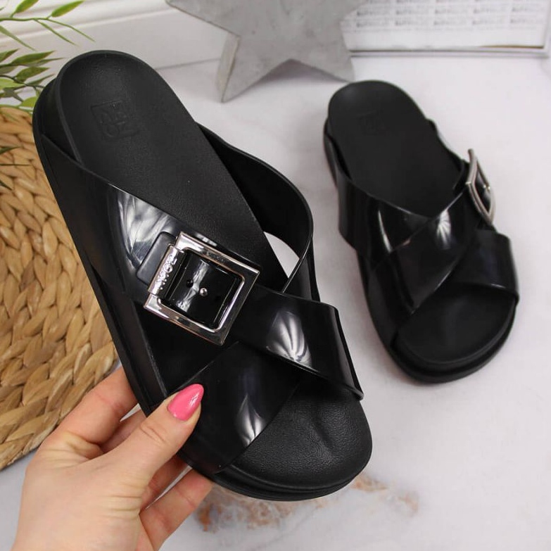 Plážové pantofle Meliski Zaxy JJ285055 černé černá 1