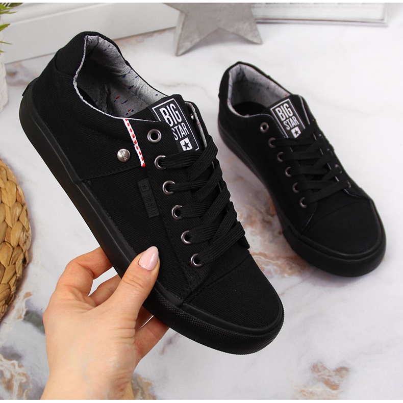 Černé textilní nízké tenisky Big Star AA274513 černá 1