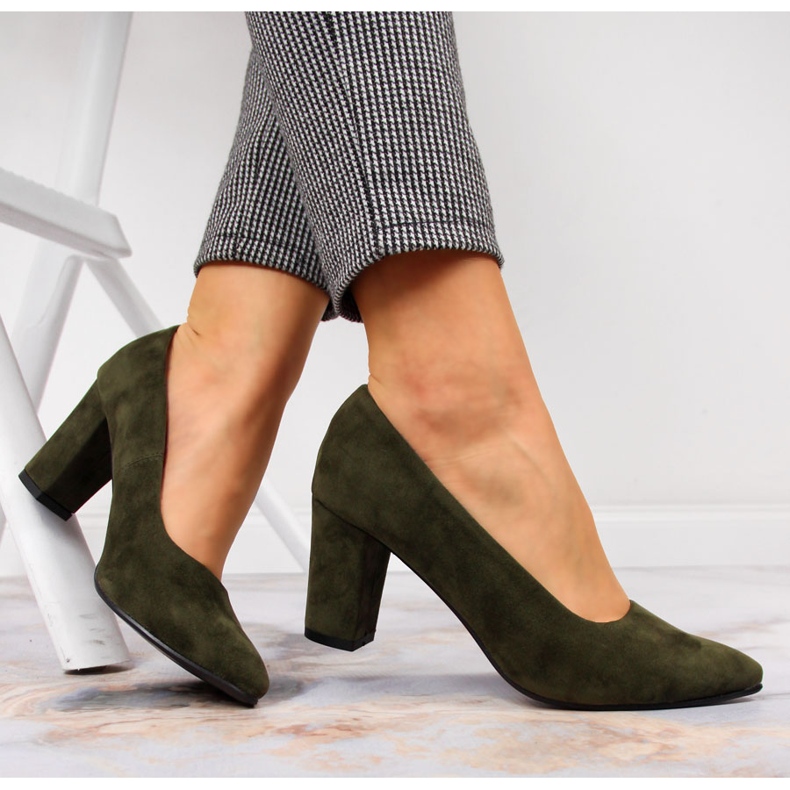 Lodičky na post semišové olivové Monique zelená 1