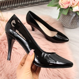 Lodičky na černém patentu Sergio Leone jehlové černý 1