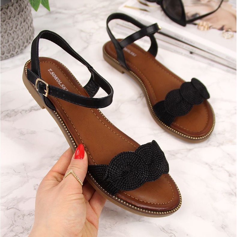 Dámské ploché černé sandály T.Sokolski černá 2