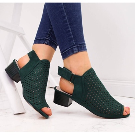 Zelené prolamované zelené dámské sandály Sabatina zelená 1