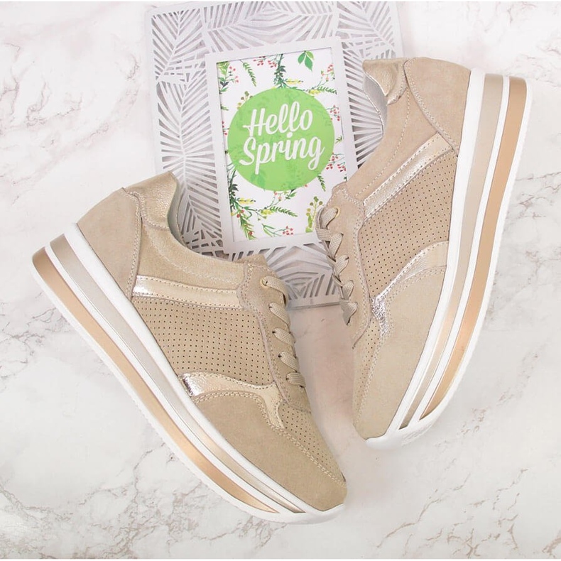 Dámské kožené tenisky na béžové platformě Filippo 2